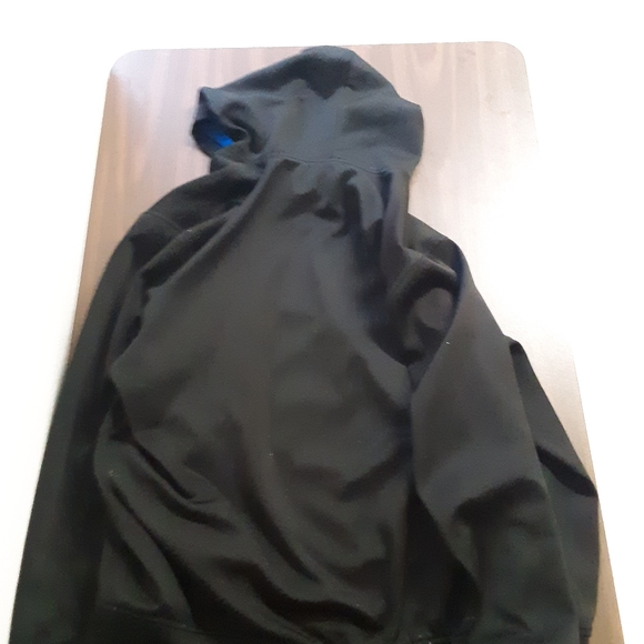 Activewear Black Jacket - Picture 2 of 4